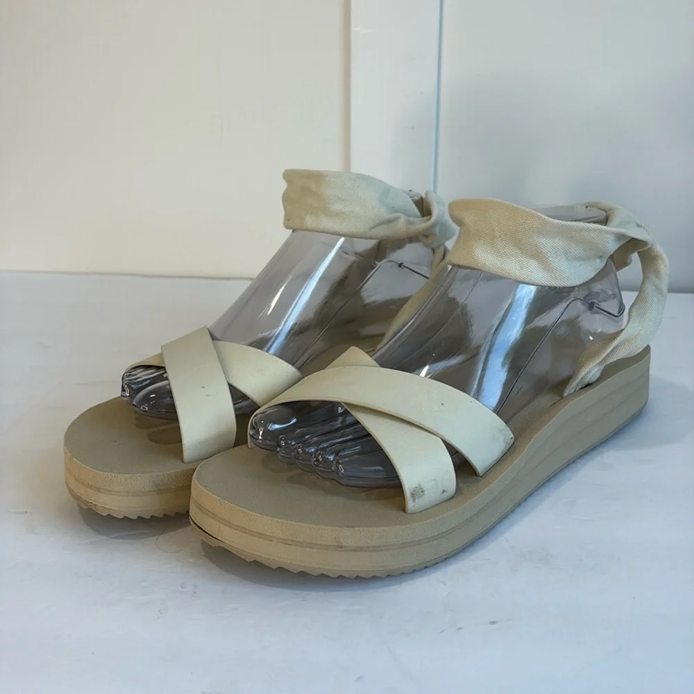 Sanuk Highland Sling Beige Leather and Fabric Platform Ankle Sandal